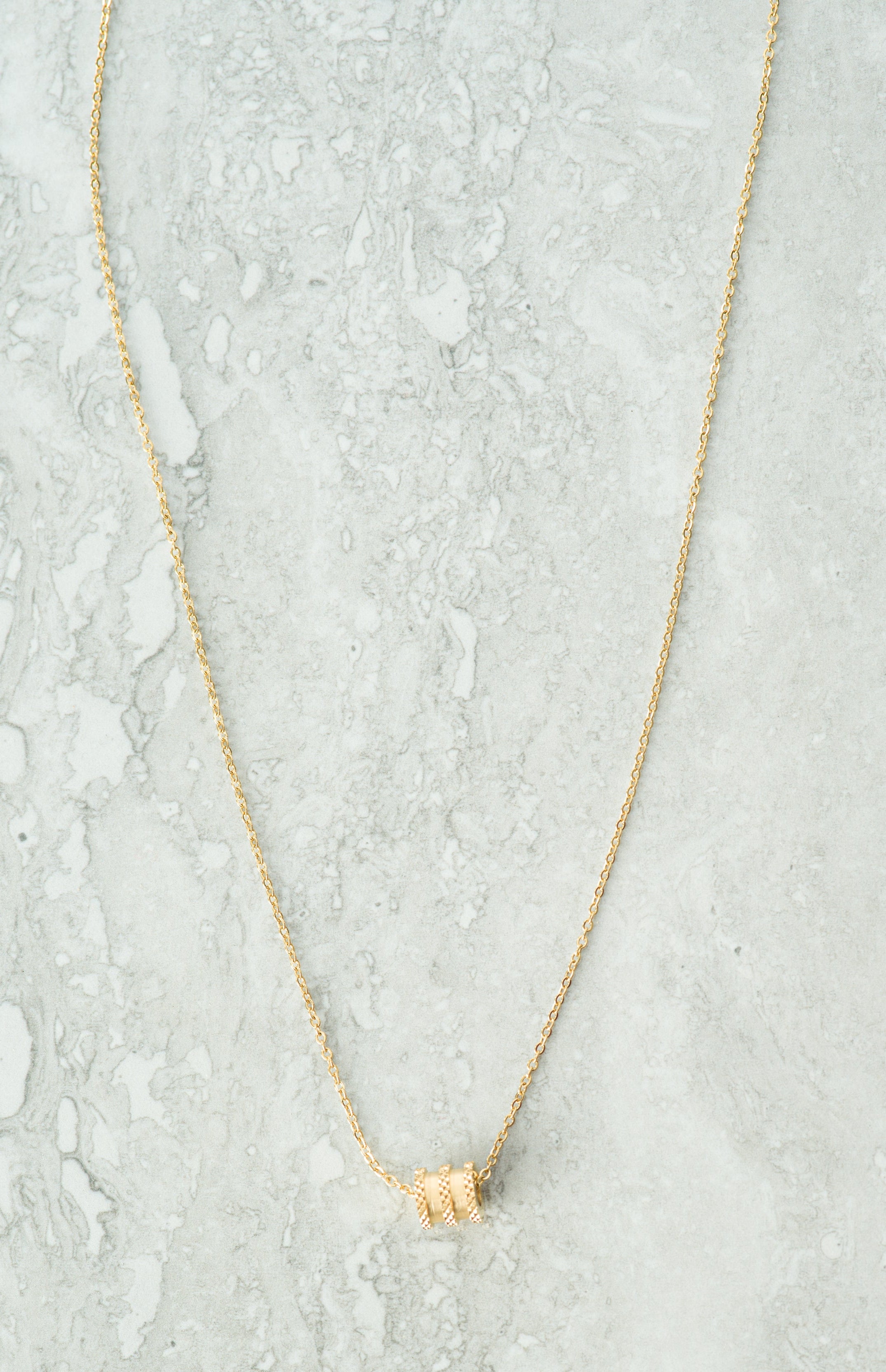 Little bangle of gold necklace Kabayare
