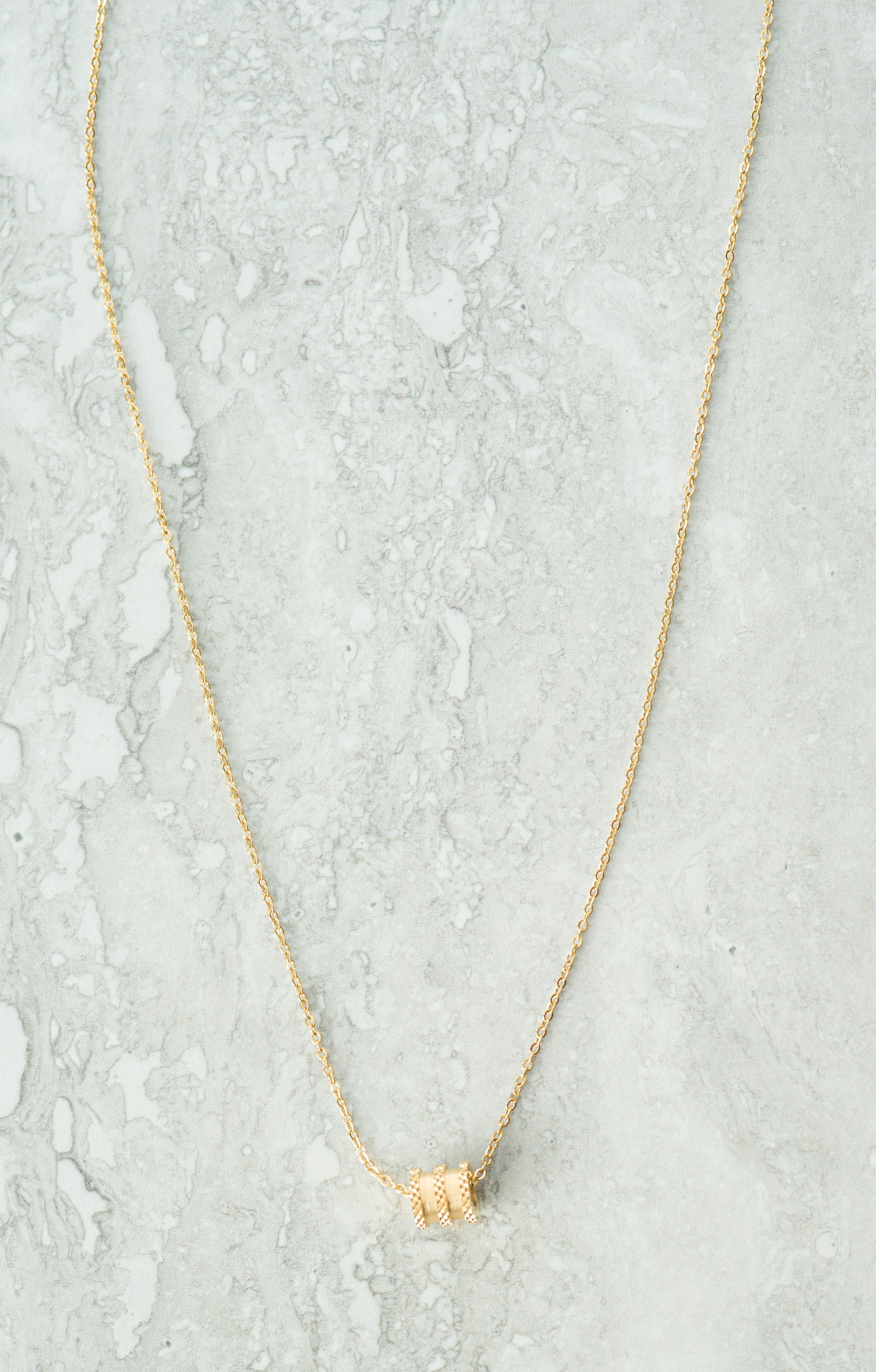 Little bangle of gold necklace Kabayare