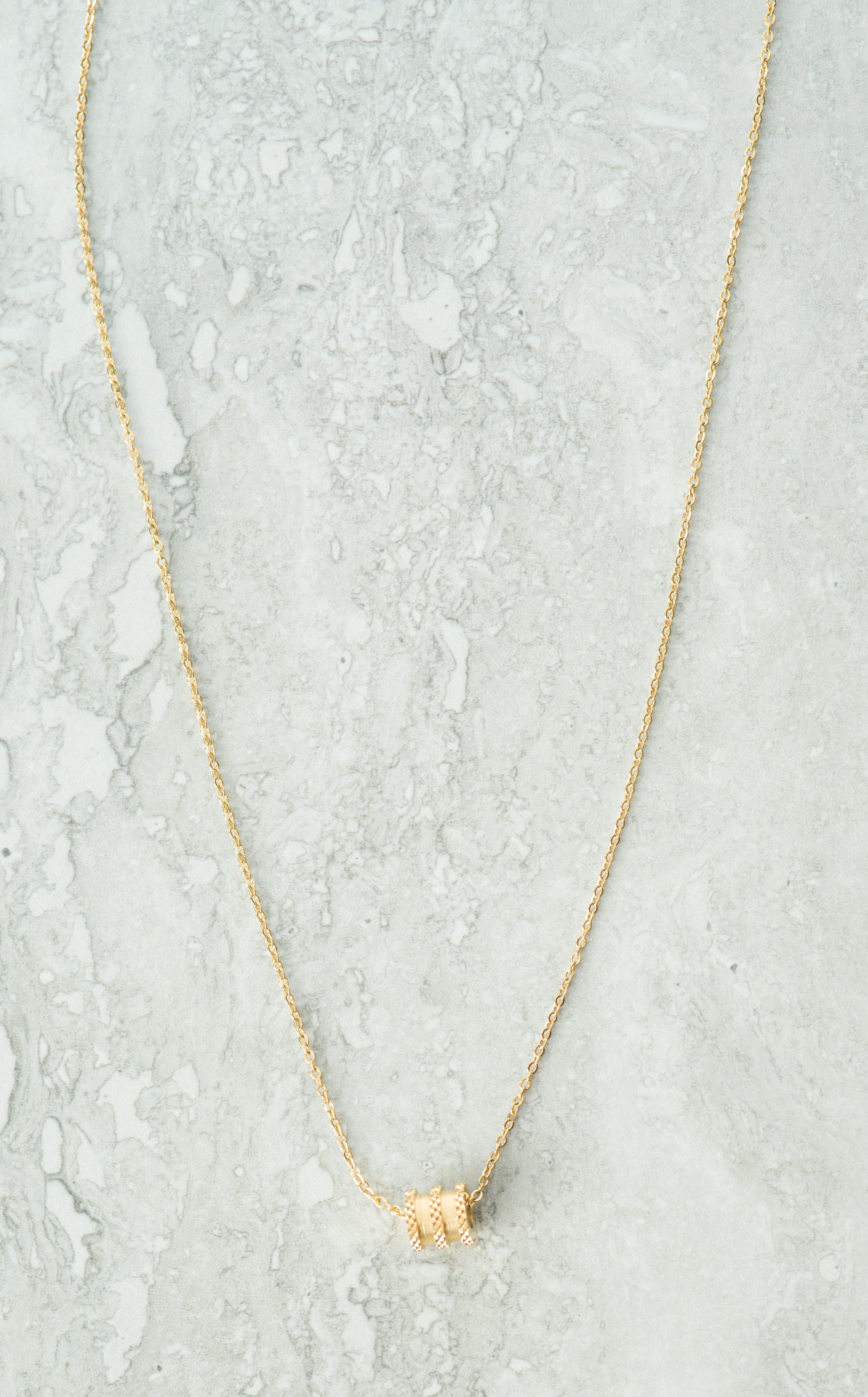 Little bangle of gold necklace Kabayare