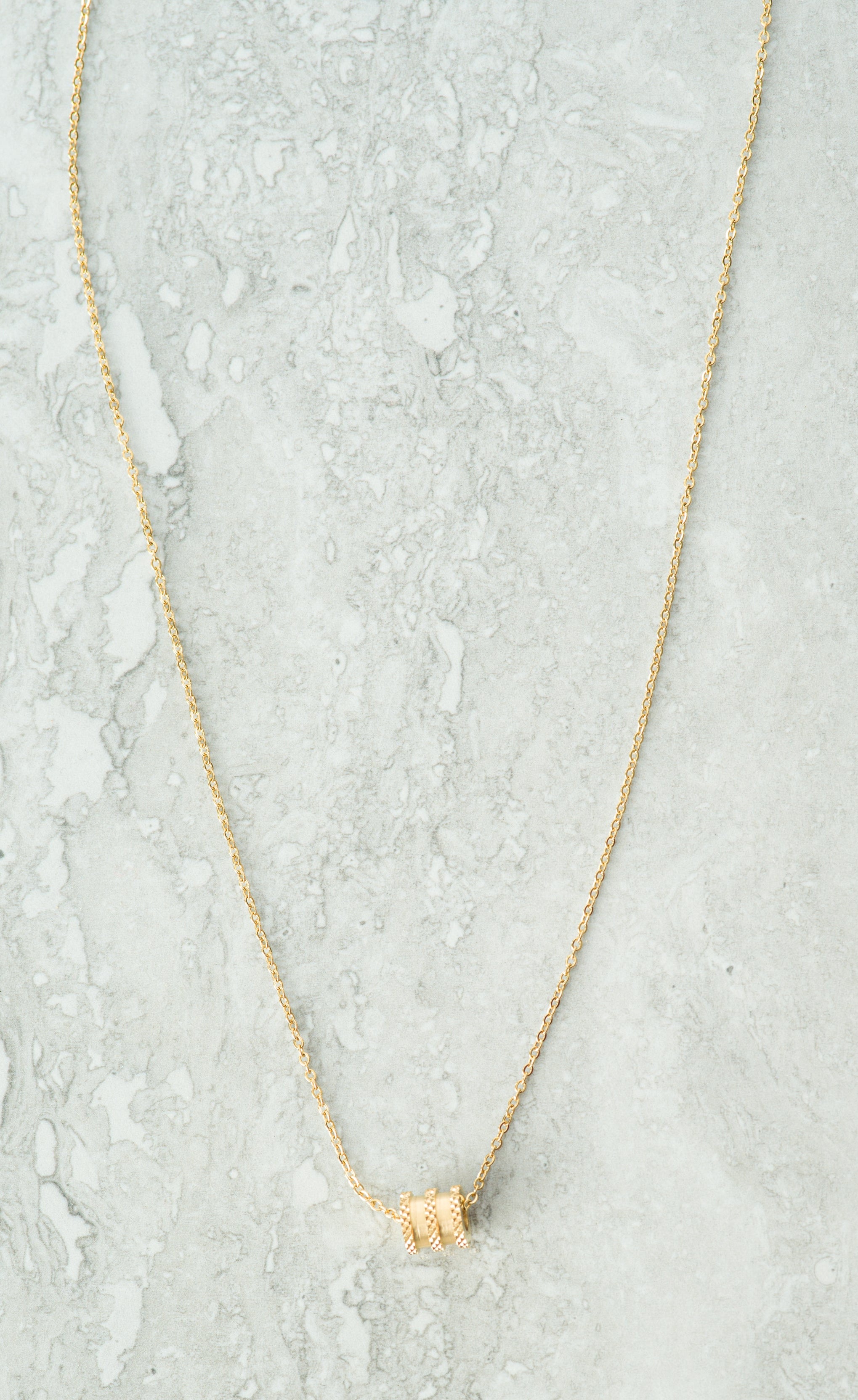 Little bangle of gold necklace Kabayare