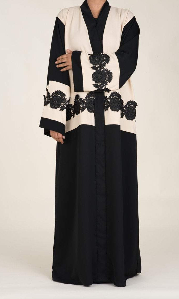Love this Abaya Kabayare