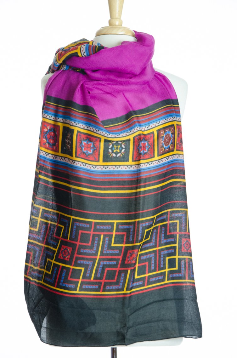 Magenta geometric Scarf Kabayare