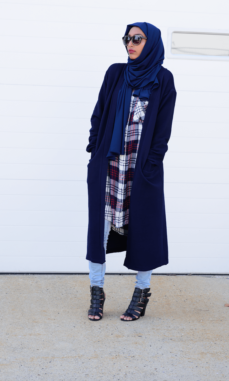 Navy cozy signature sweater Kabayare