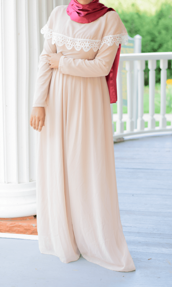 Nude Vintage Trim Dress Kabayare