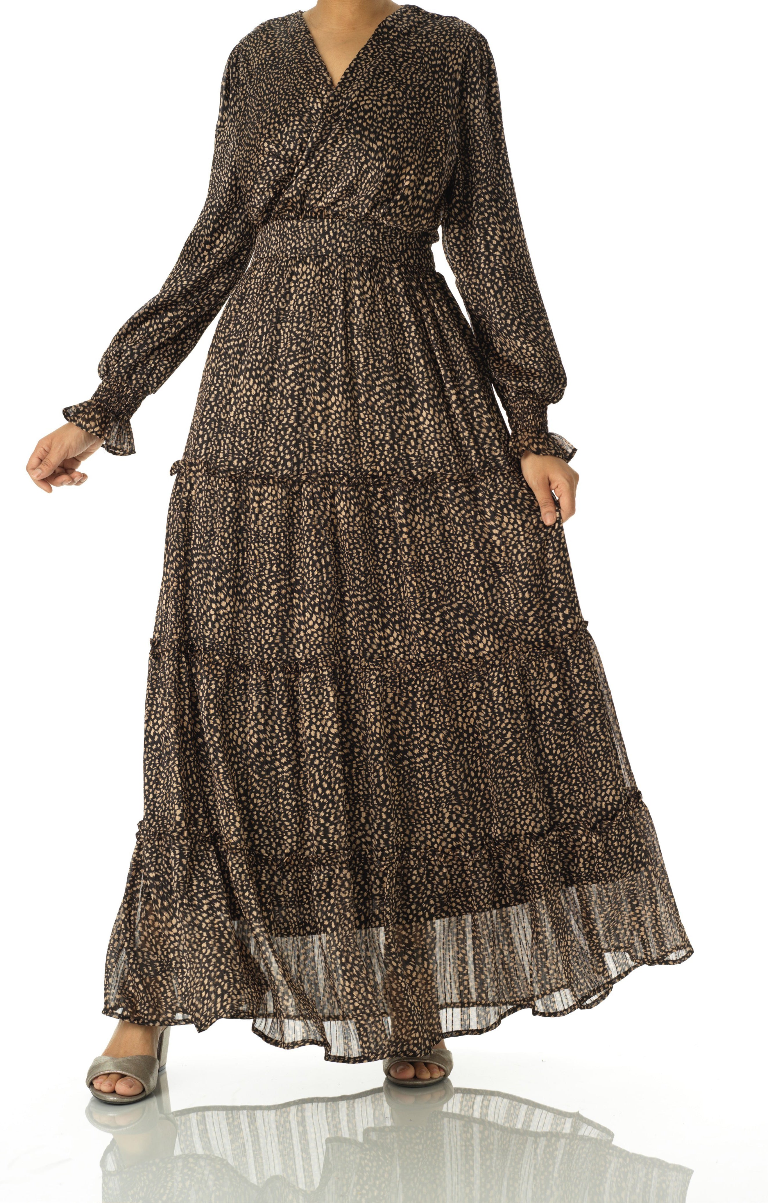 Pretty Petite tiered maxi dress Kabayare