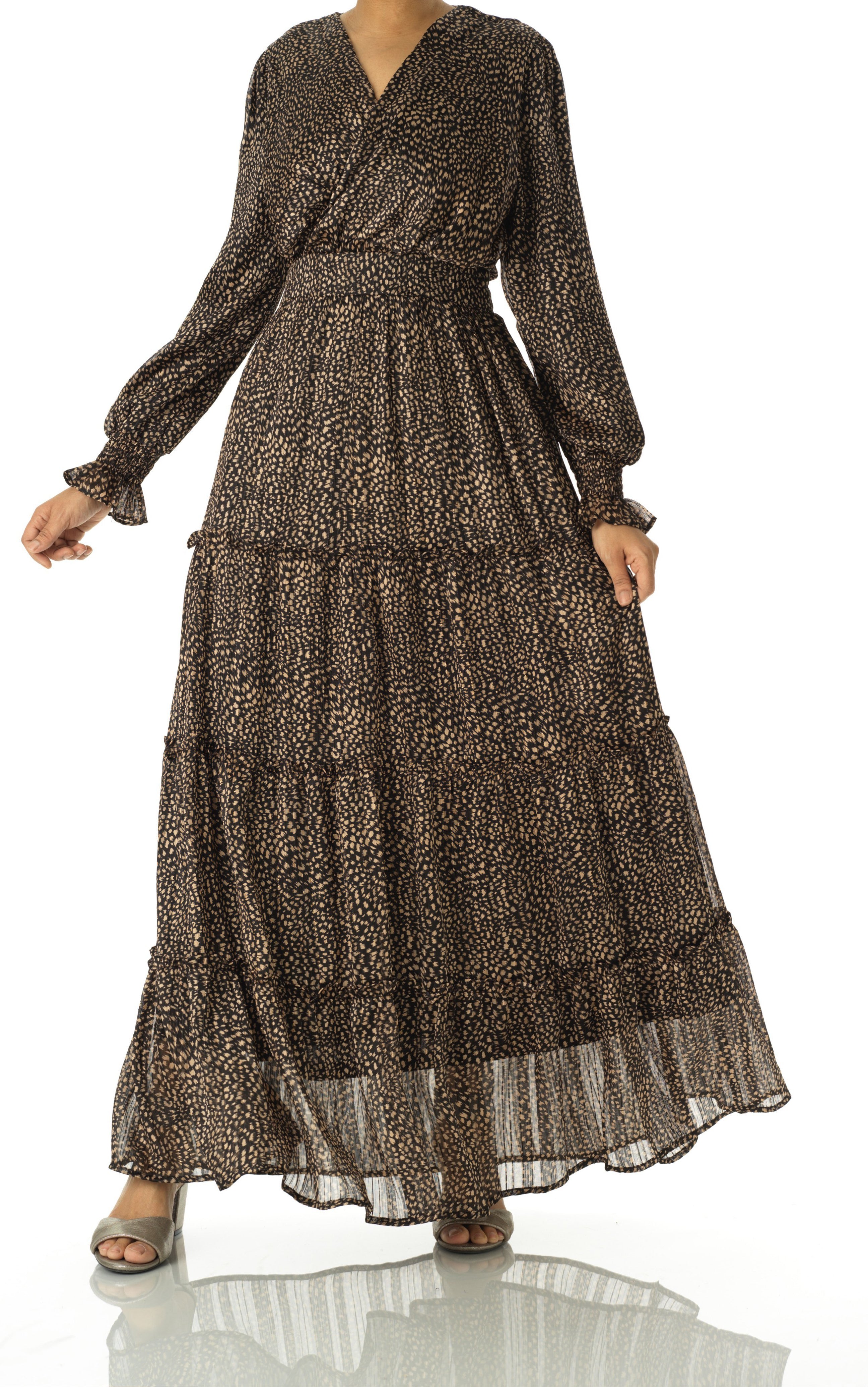 Pretty Petite tiered maxi dress Kabayare