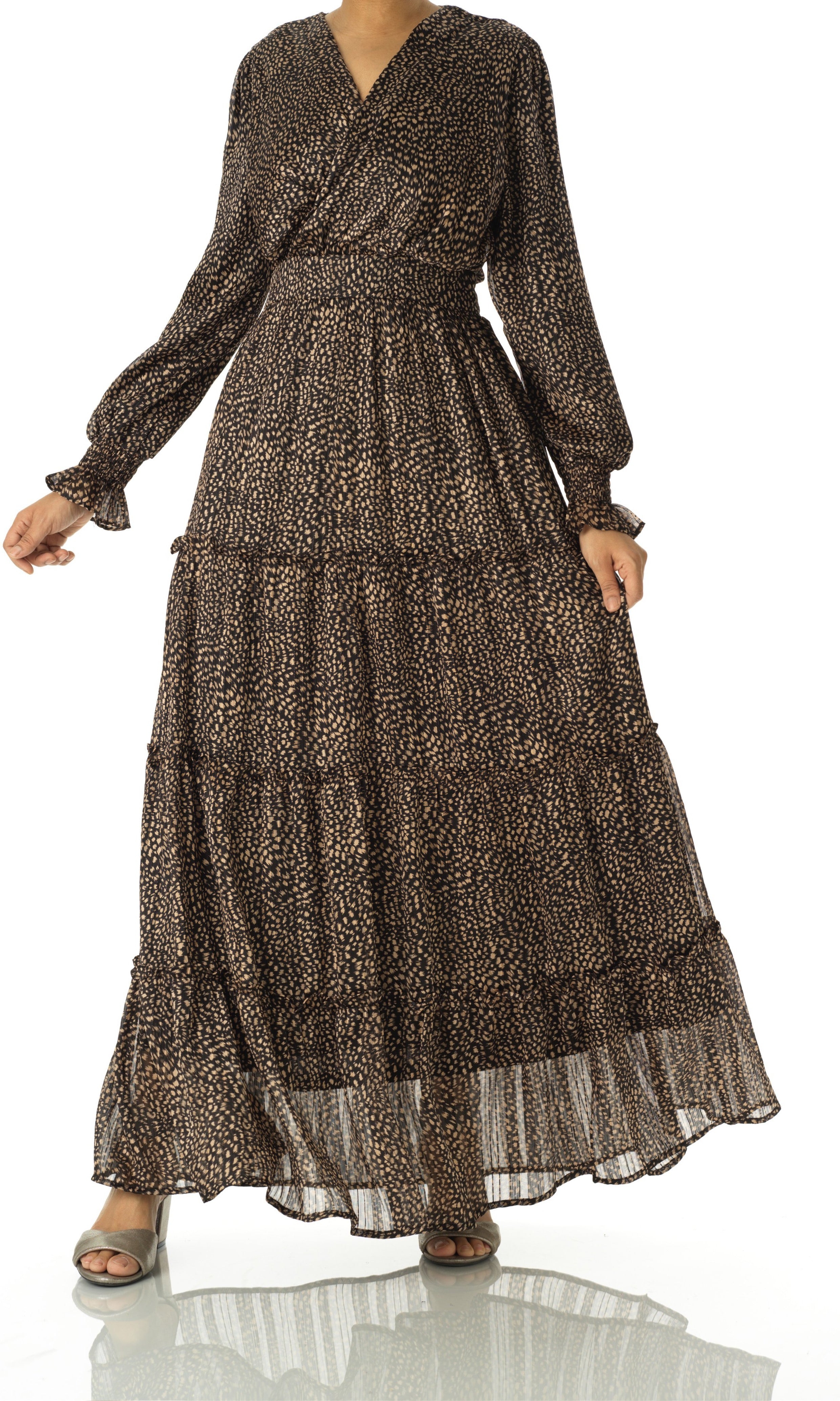 Pretty Petite tiered maxi dress Kabayare