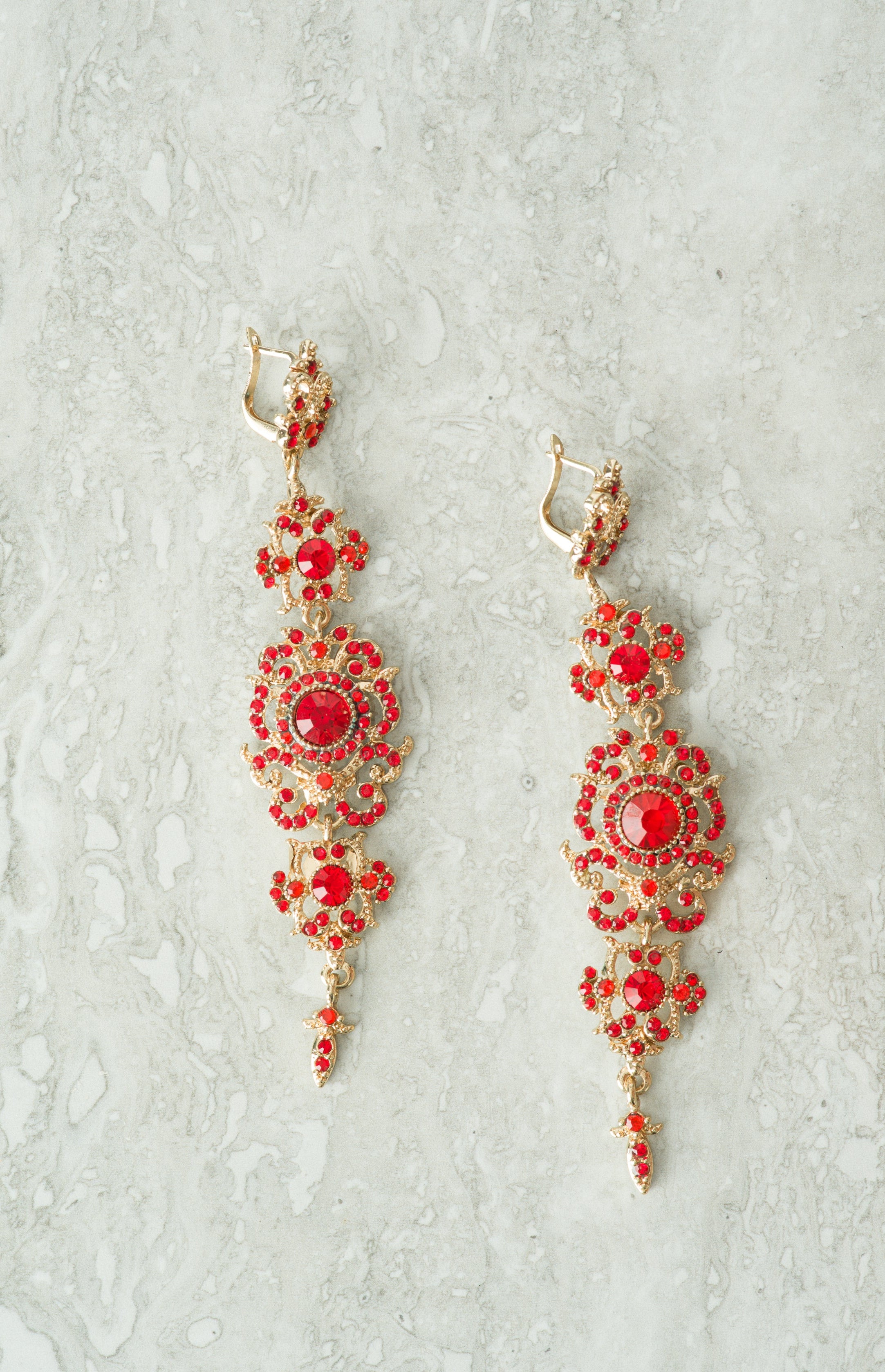 Queen Aishah earrings Kabayare