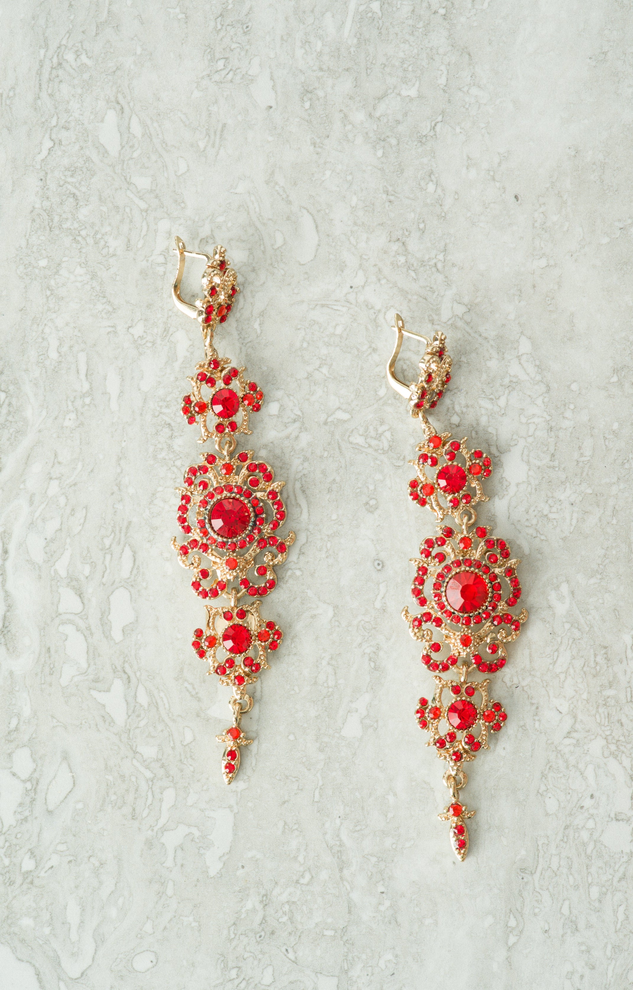 Queen Aishah earrings Kabayare