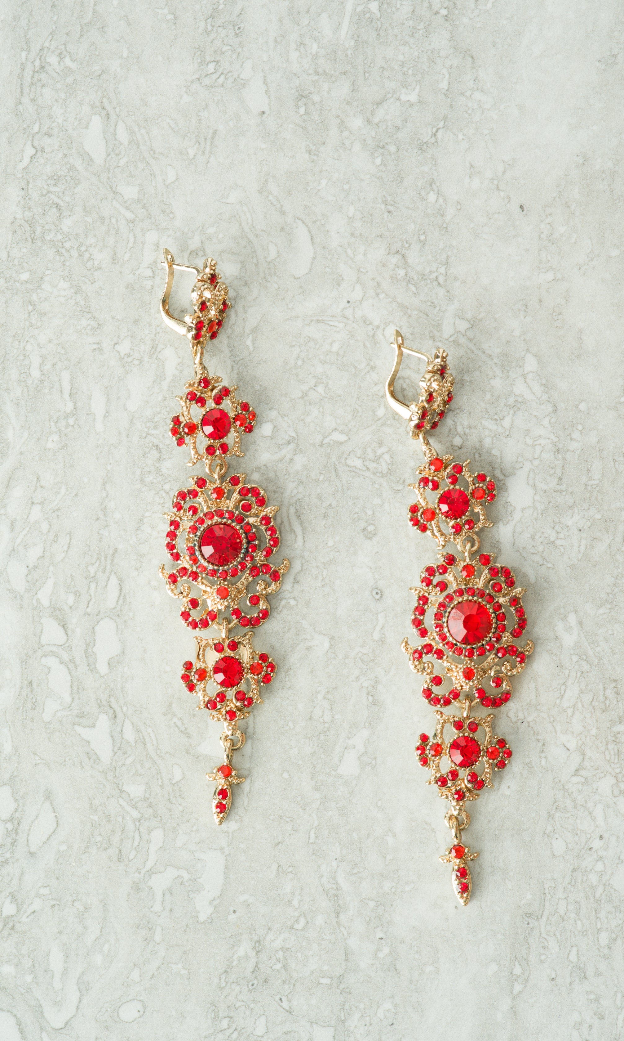 Queen Aishah earrings Kabayare