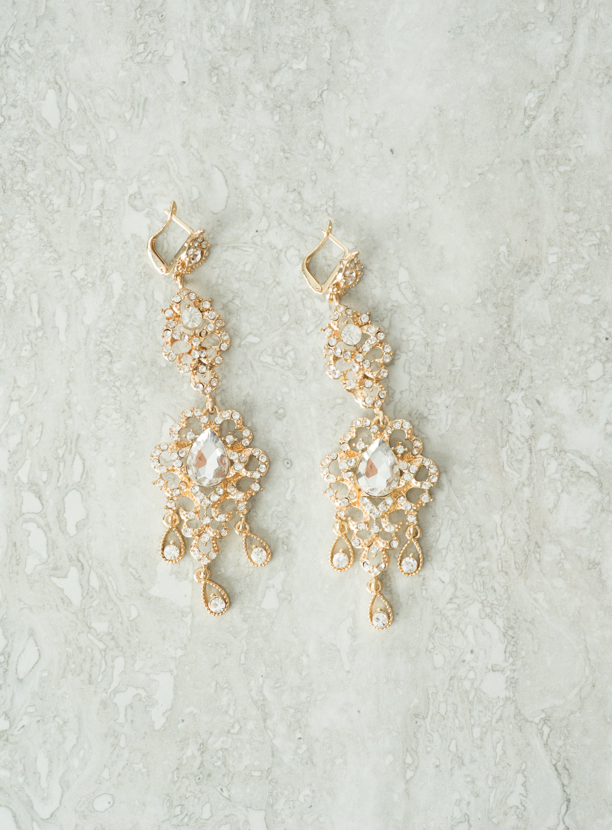 Queen Eiman earrings Kabayare