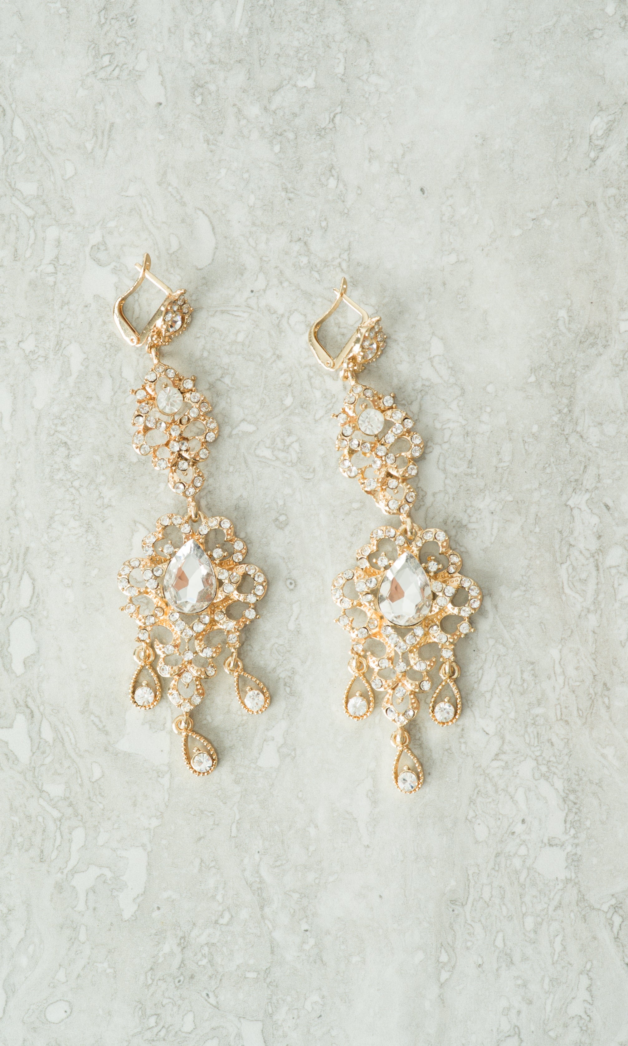 Queen Eiman earrings Kabayare