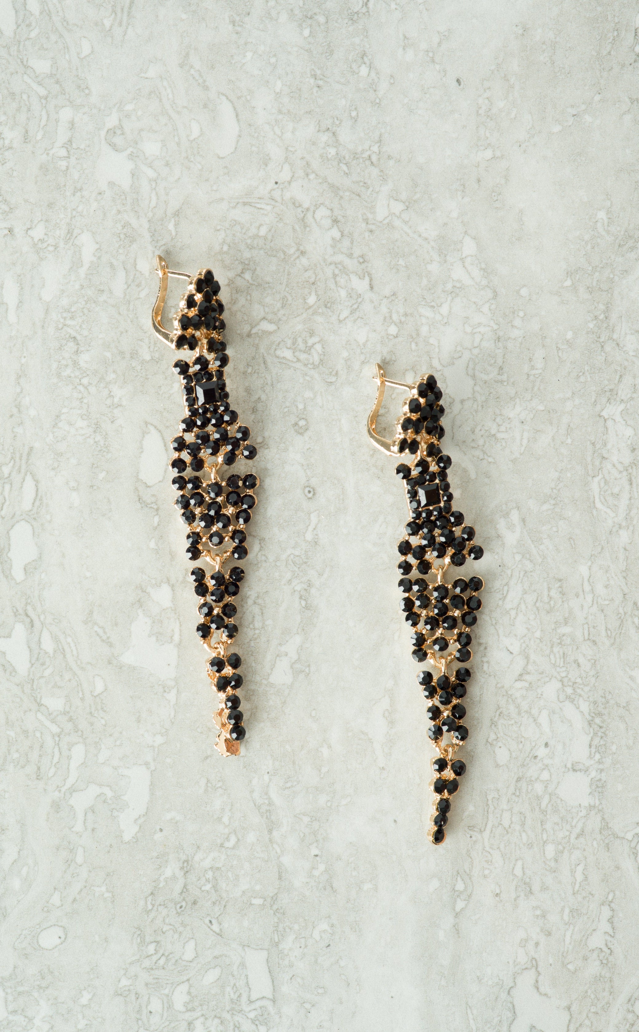 Queen nasraa earrings Kabayare