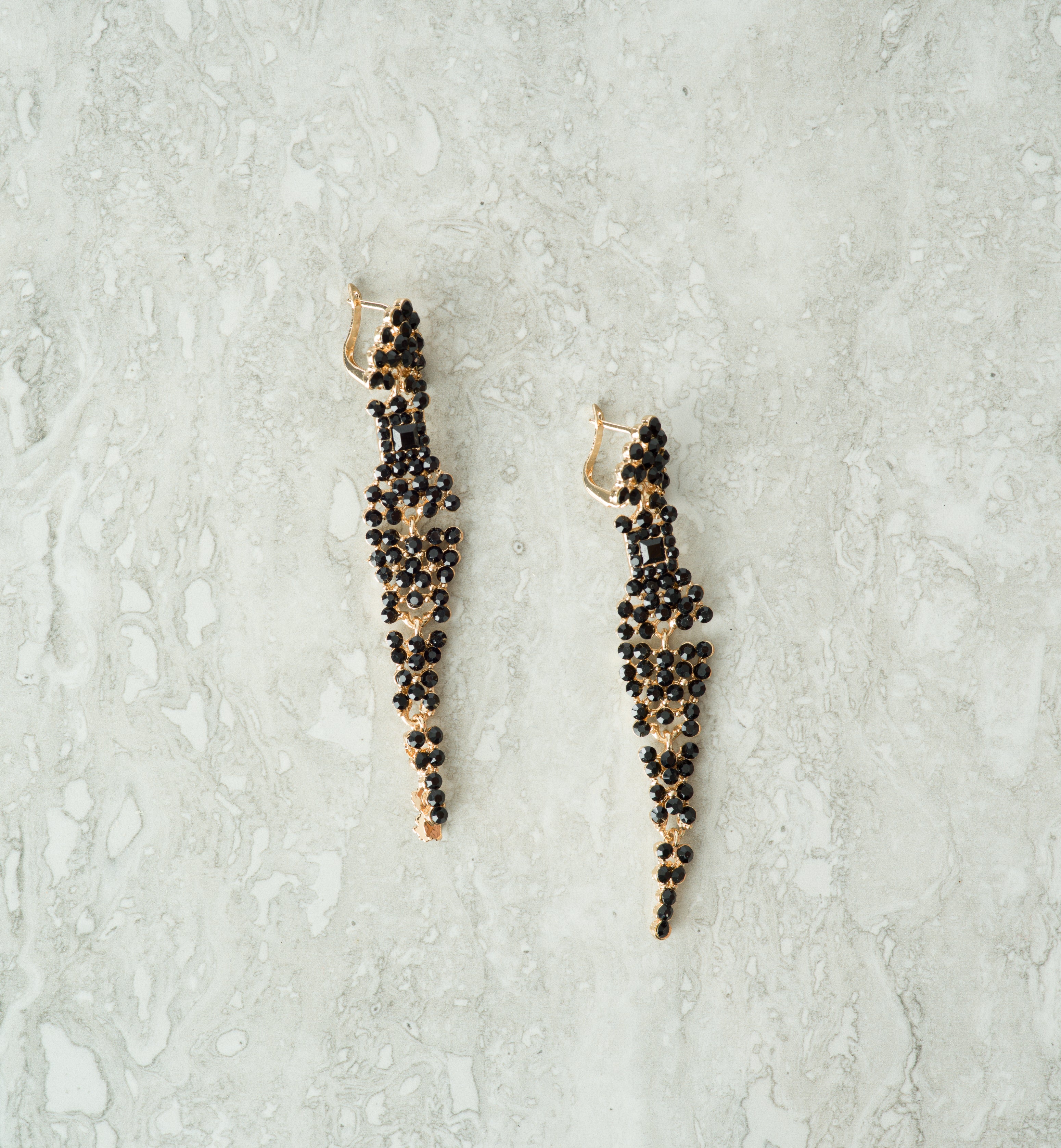 Queen nasraa earrings Kabayare