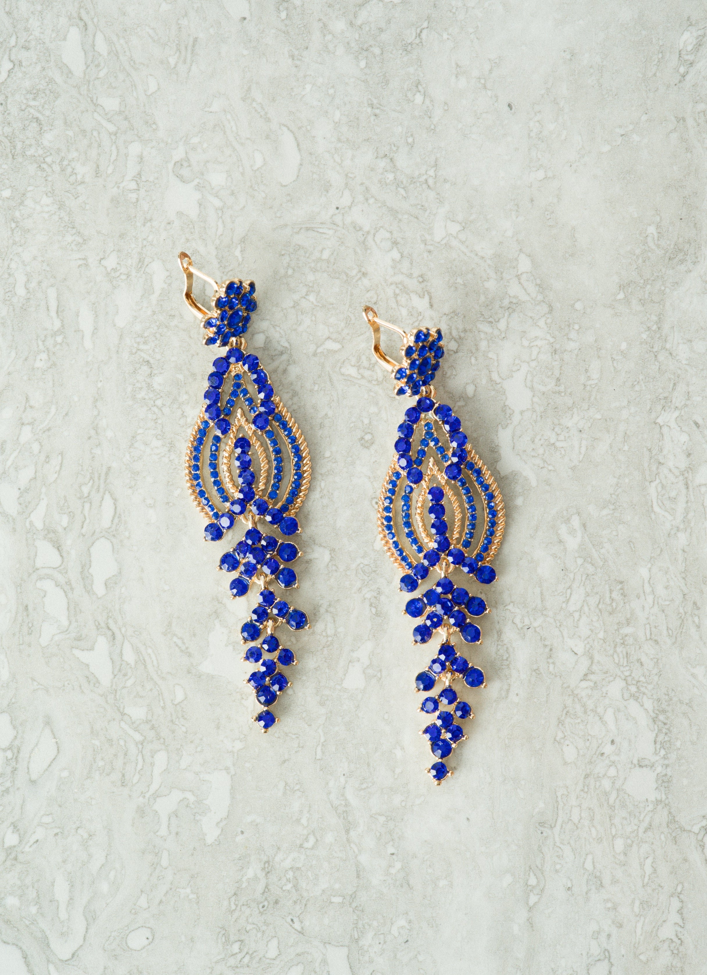 Queen Nurta earrings Kabayare