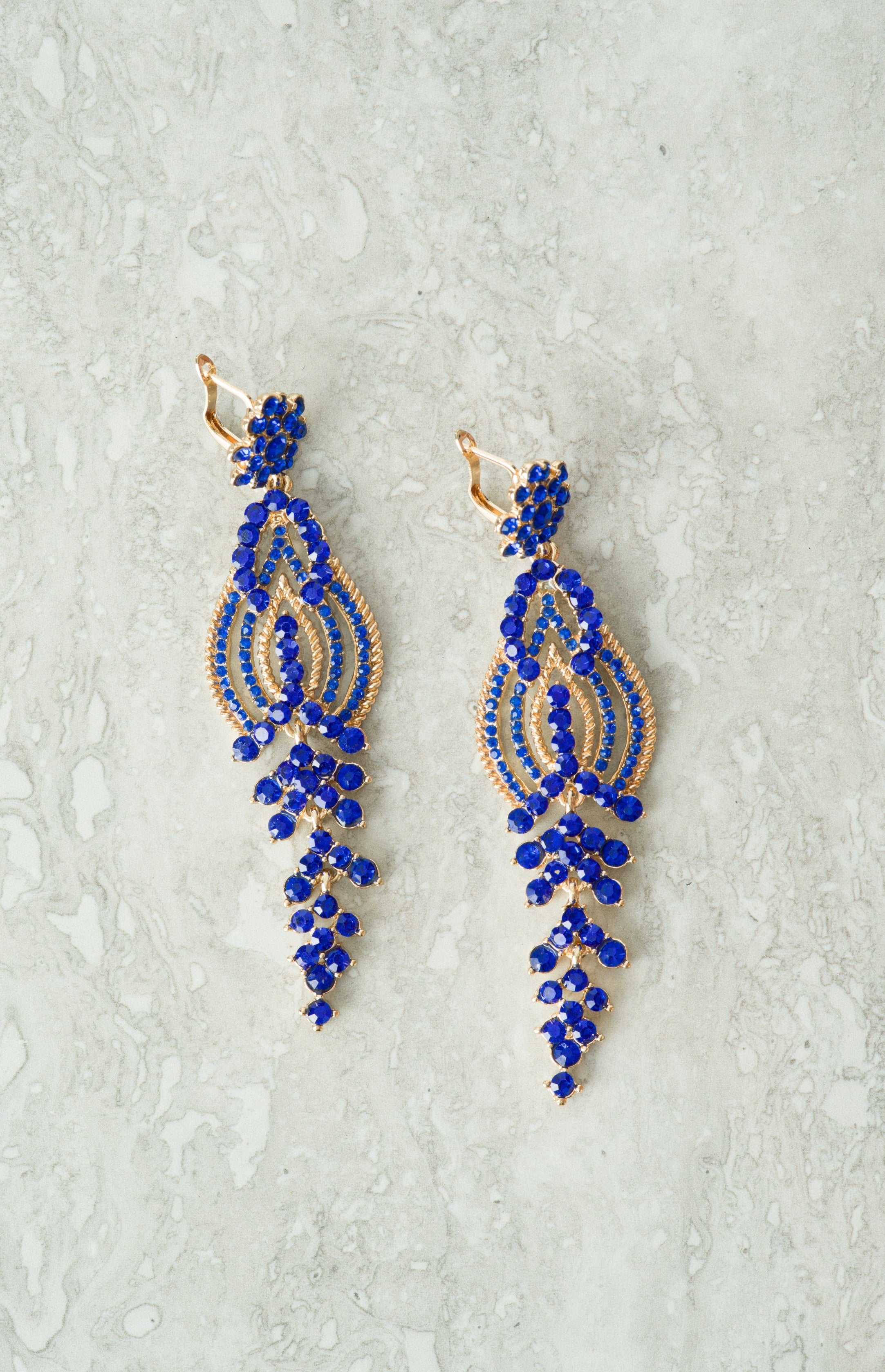 Queen Nurta earrings Kabayare