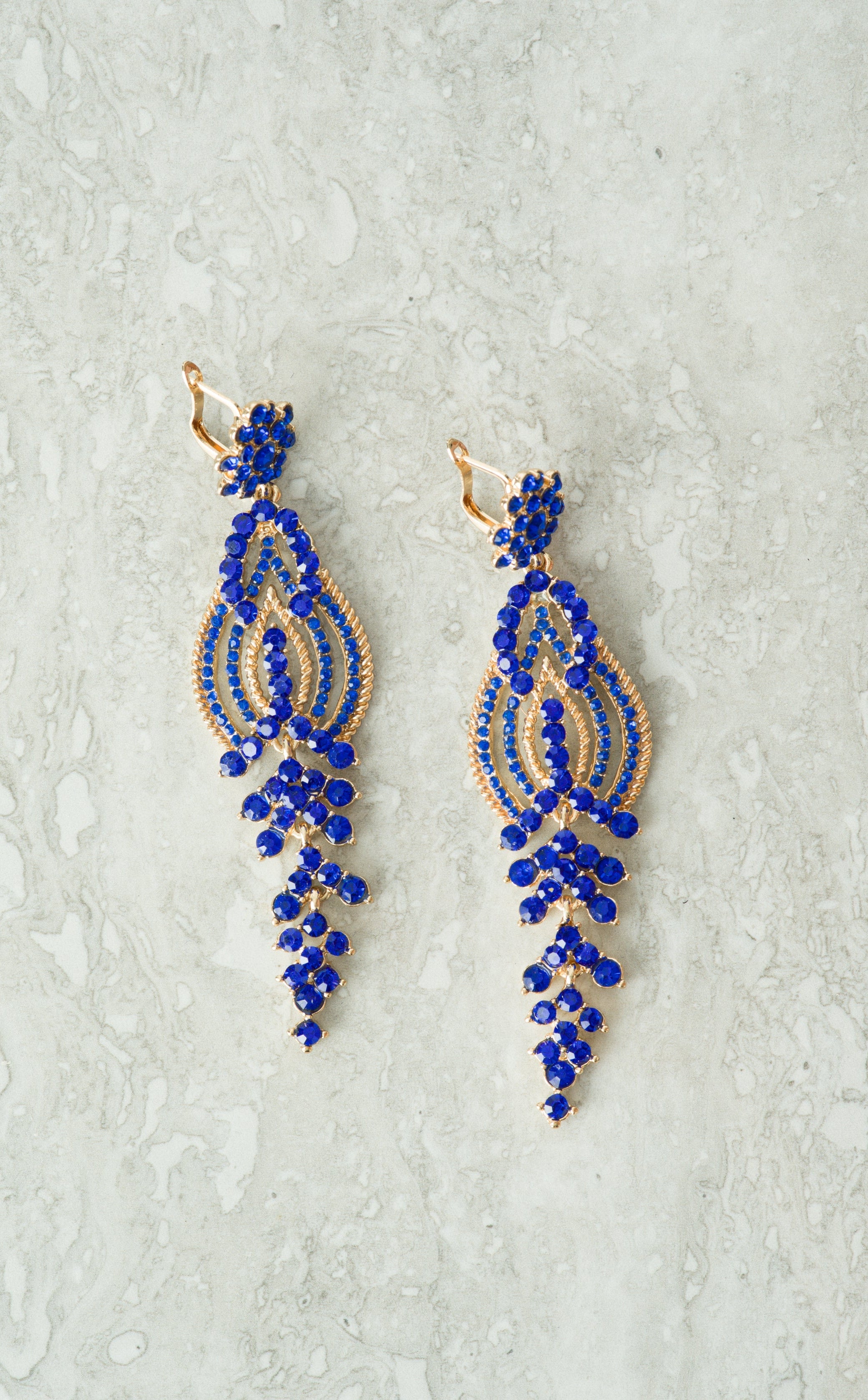 Queen Nurta earrings Kabayare