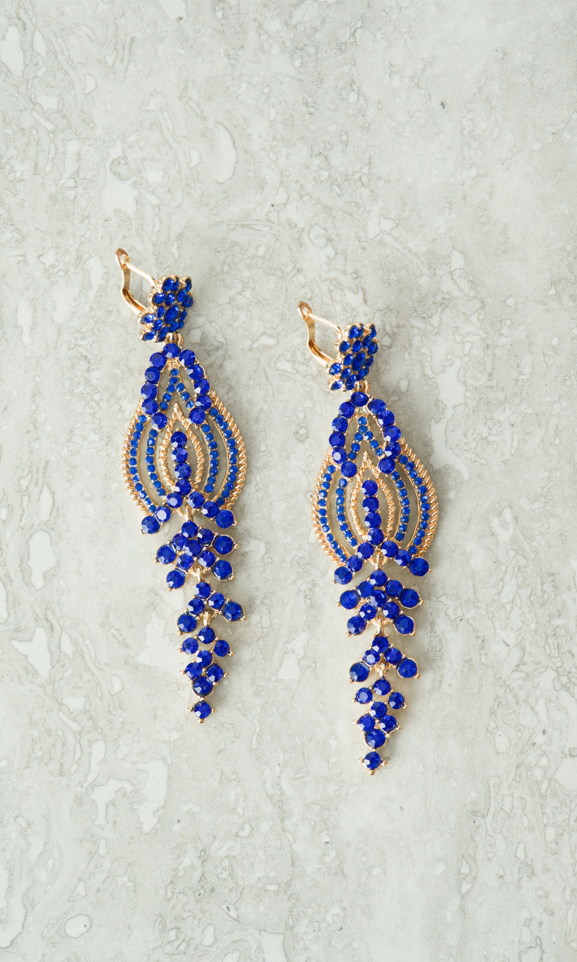 Queen Nurta earrings Kabayare