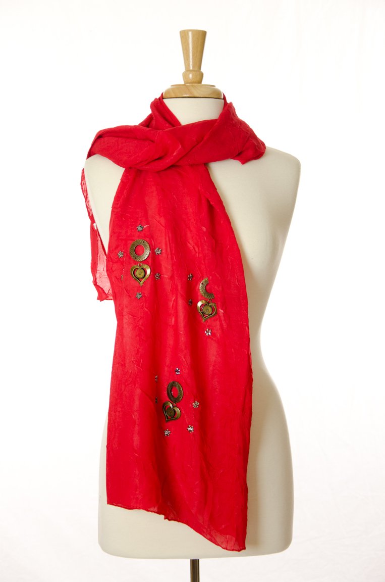 Red Pendant Scarf Kabayare