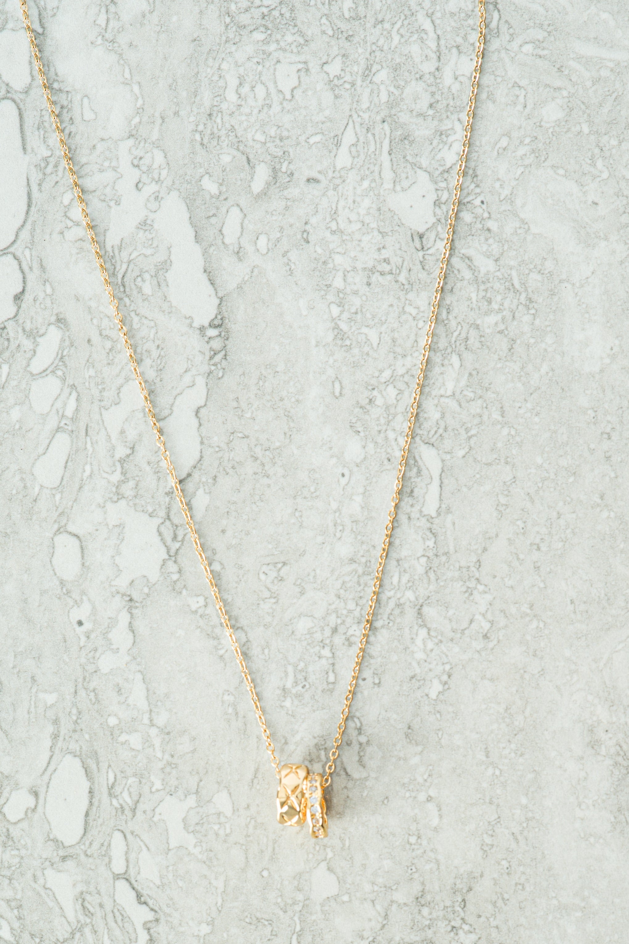 Ring of gold necklace Kabayare