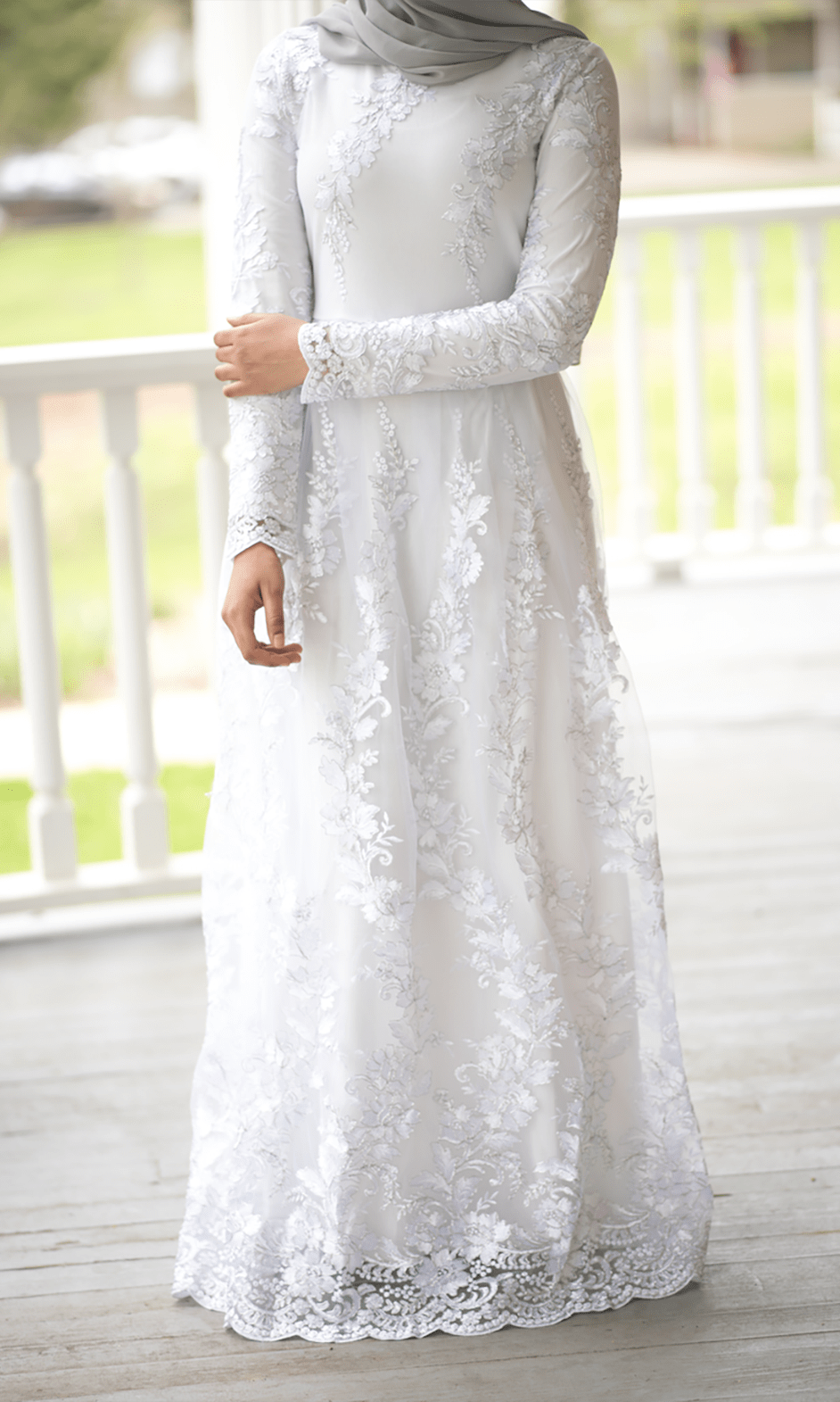 Snow-White Embroidered Princess Gown Kabayare