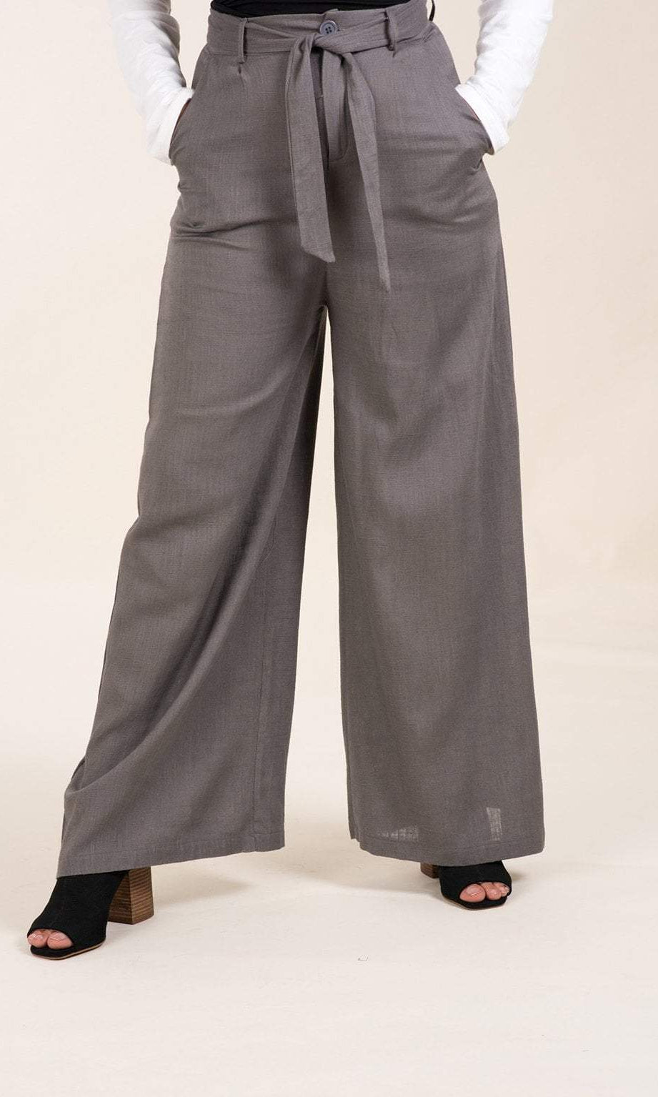 Soft linen trousers Kabayare