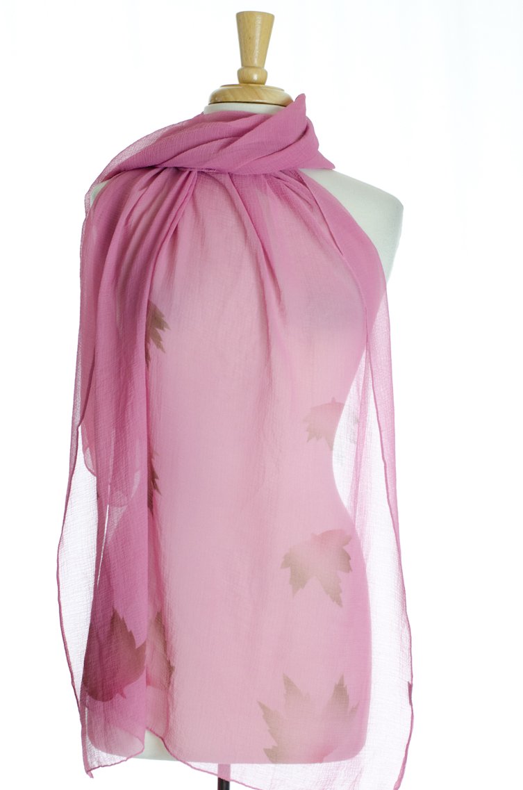 Soft Pink Leaves Hijab Kabayare