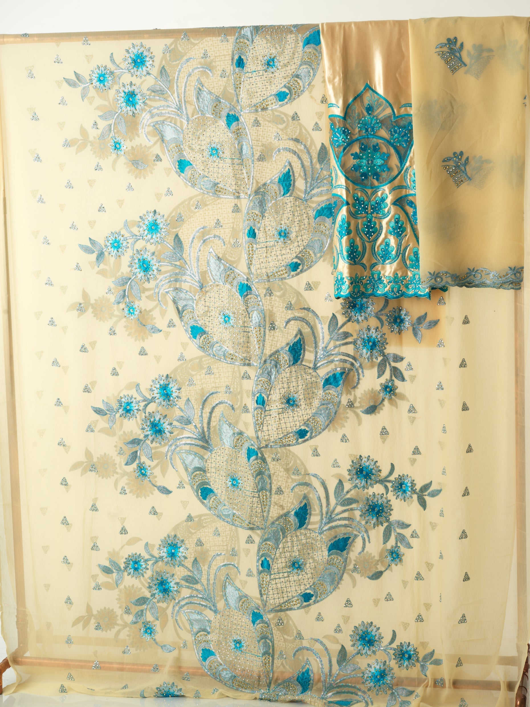 Vanilla and Light-Blue saree Dirac set Kabayare