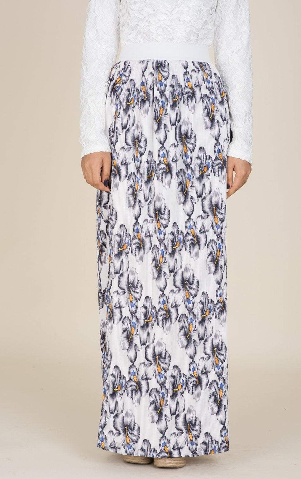 White Floral Pencil Pleated Skirt Kabayare