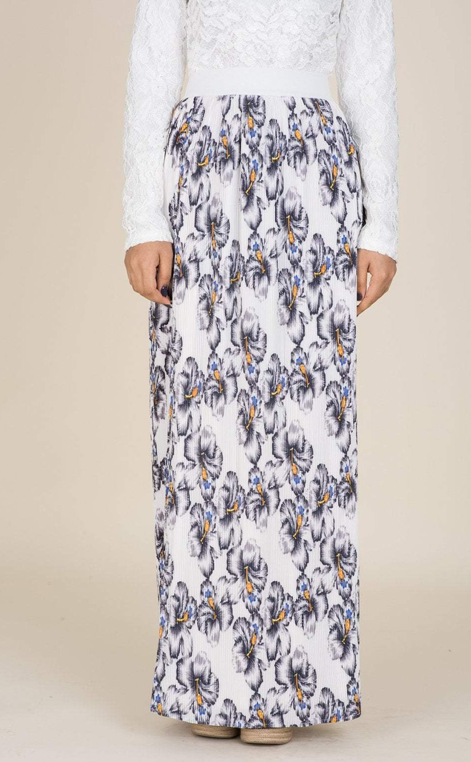 White Floral Pencil Pleated Skirt Kabayare