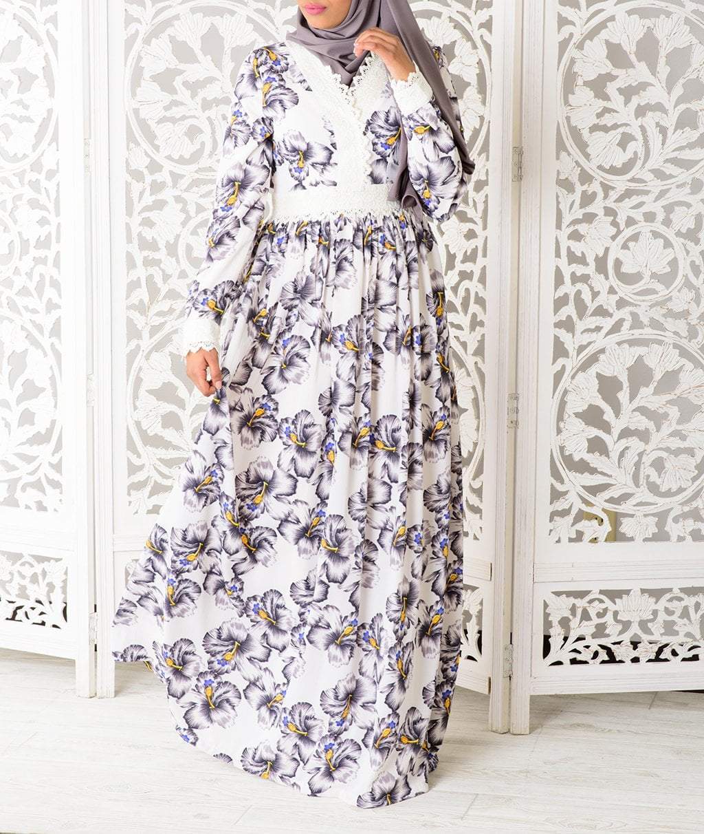White Floral Print Lace-Up Maxi Dress Kabayare