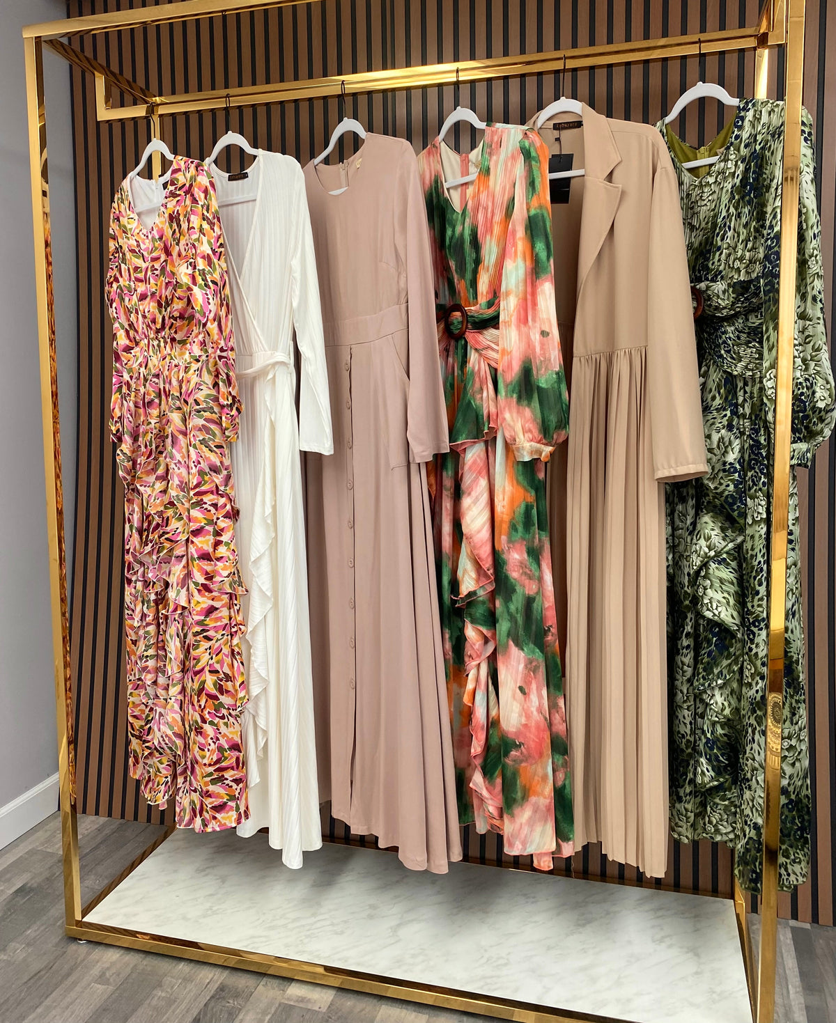 Spring Modest Fashion Trends 2026: New Colors, Lightweight Fabrics & S ...