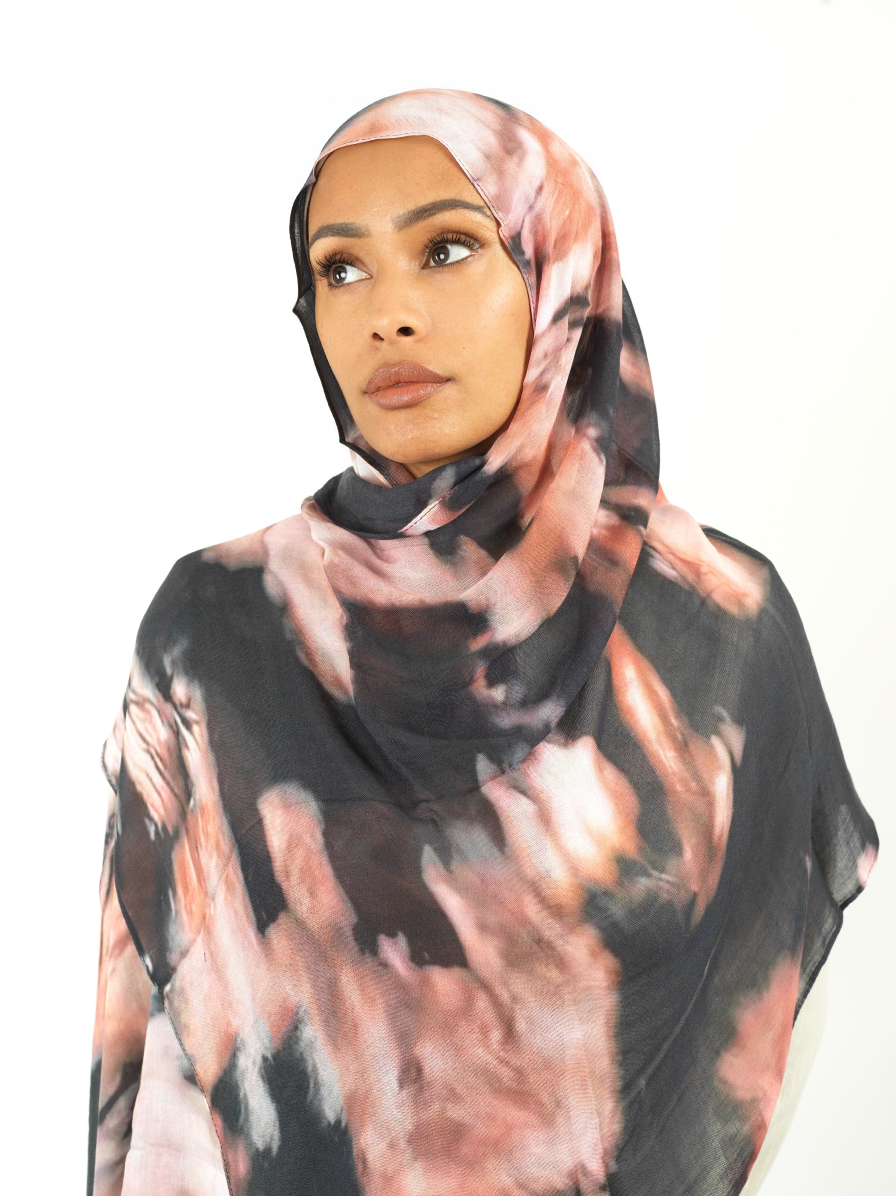 Hamidah model print hijab Kabayare