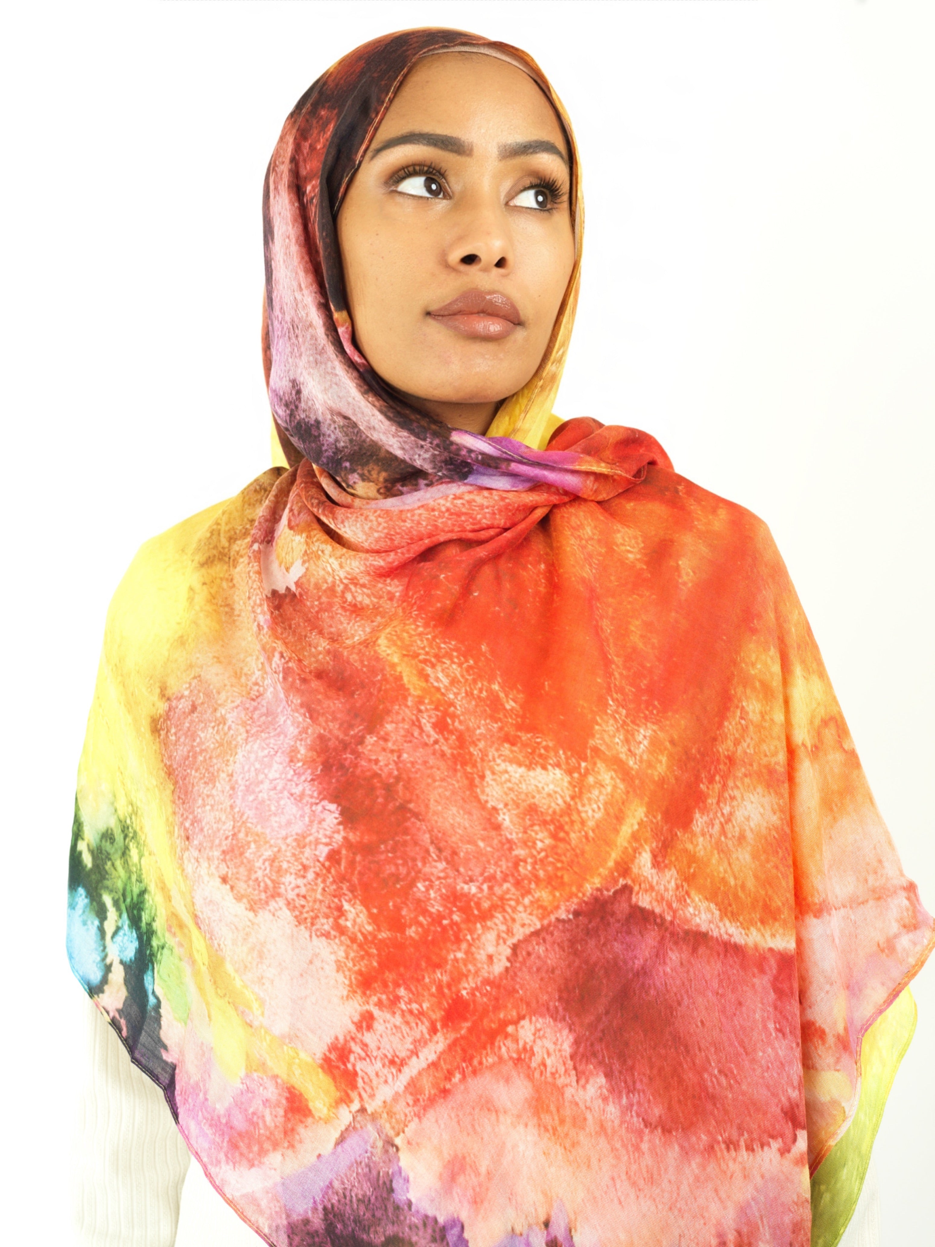 Splash of art modal print hijab Kabayare