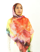 Splash of art modal print hijab Kabayare