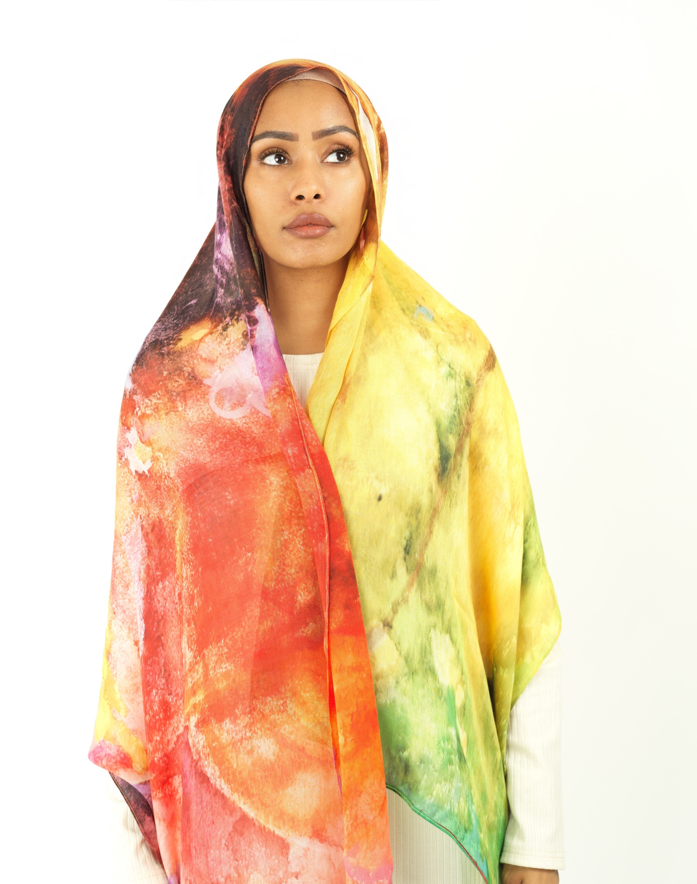 Splash of art modal print hijab Kabayare