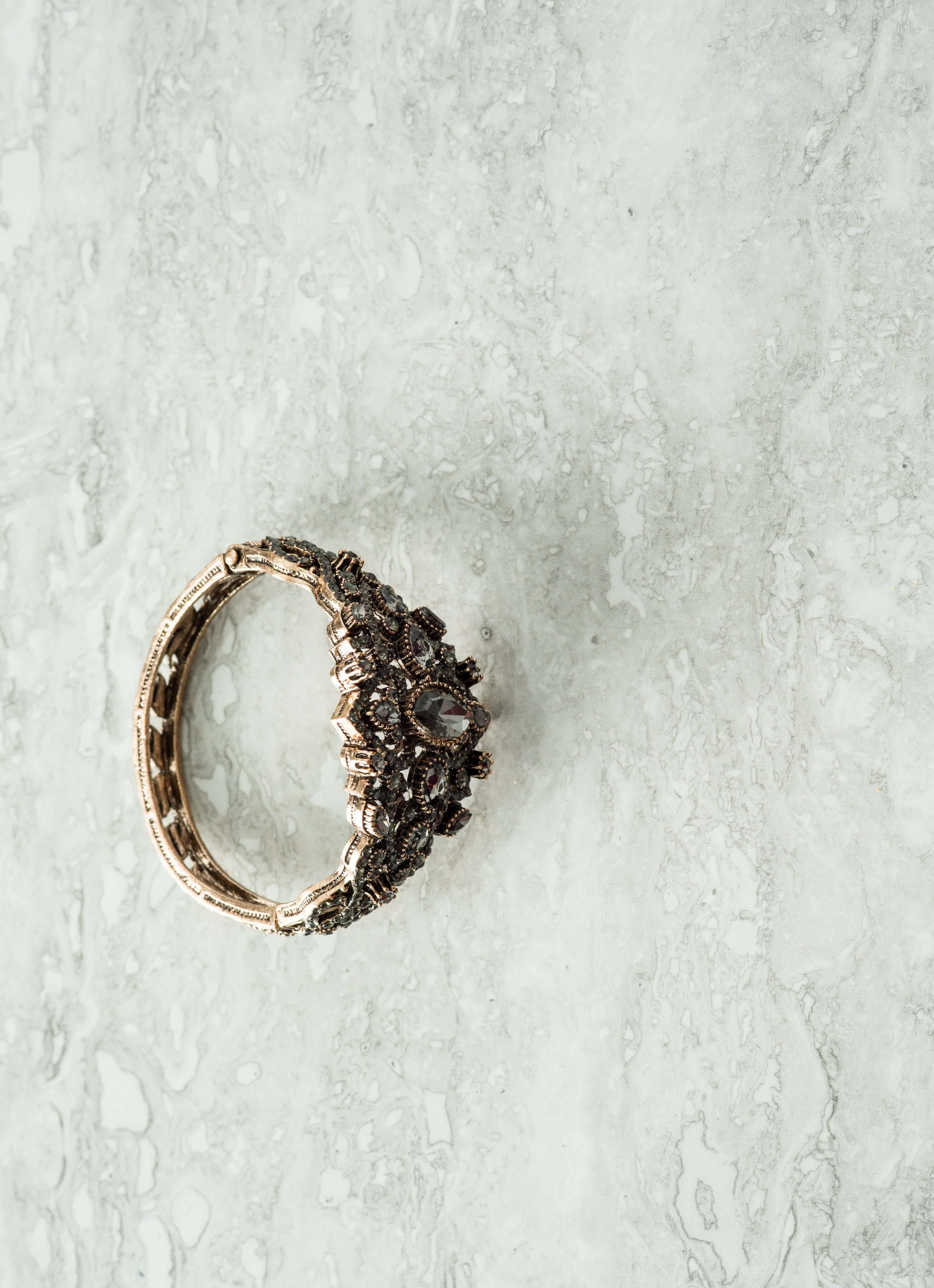 Adding drama cuff bracelet Kabayare