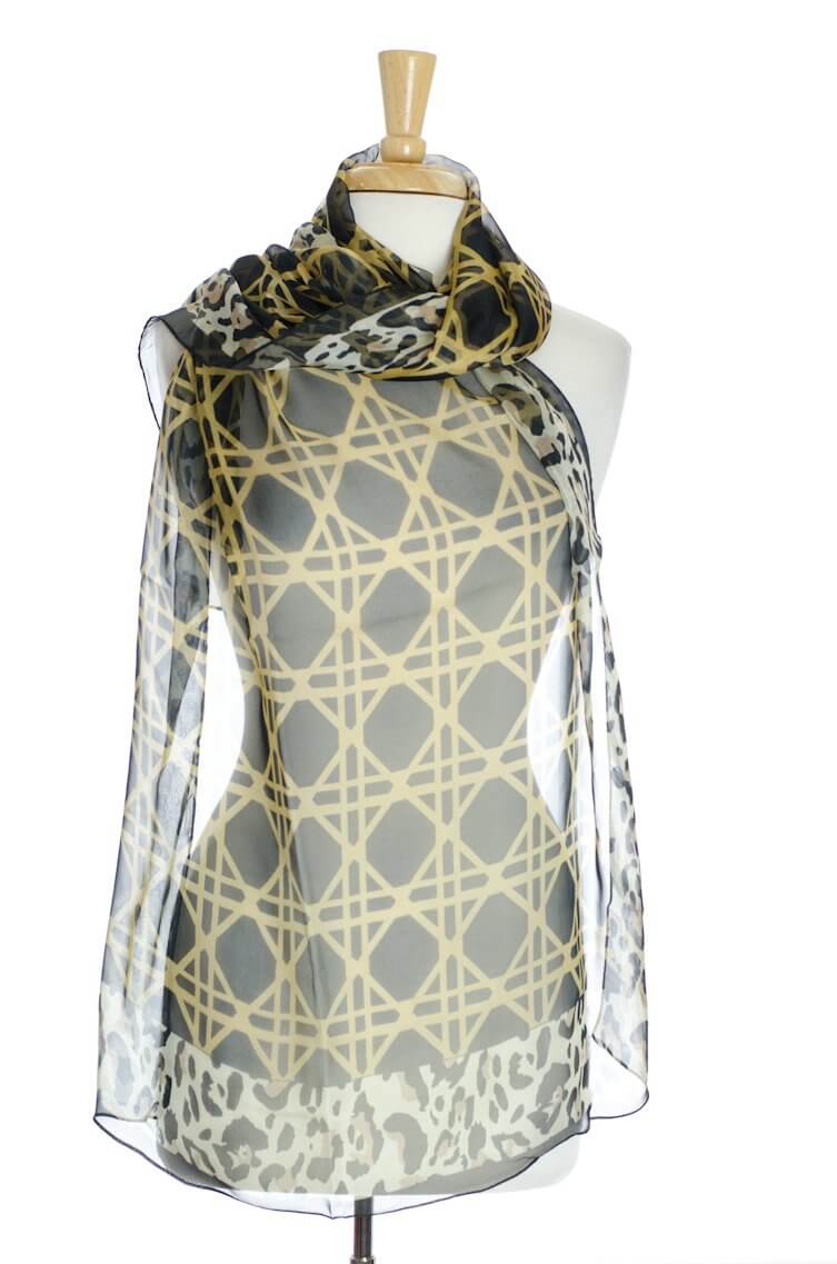 Black  Moroccan Print Scarf Kabayare