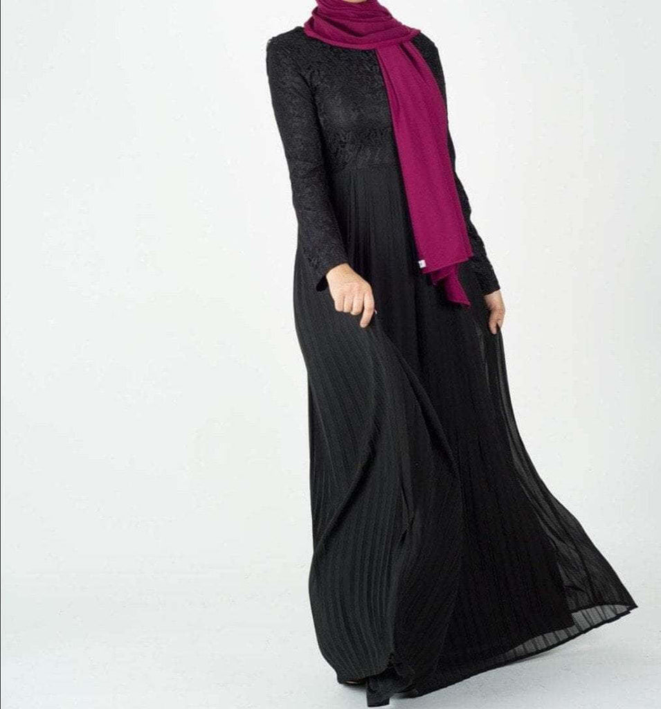 Black Naveera Pleated Maxi Dress Kabayare