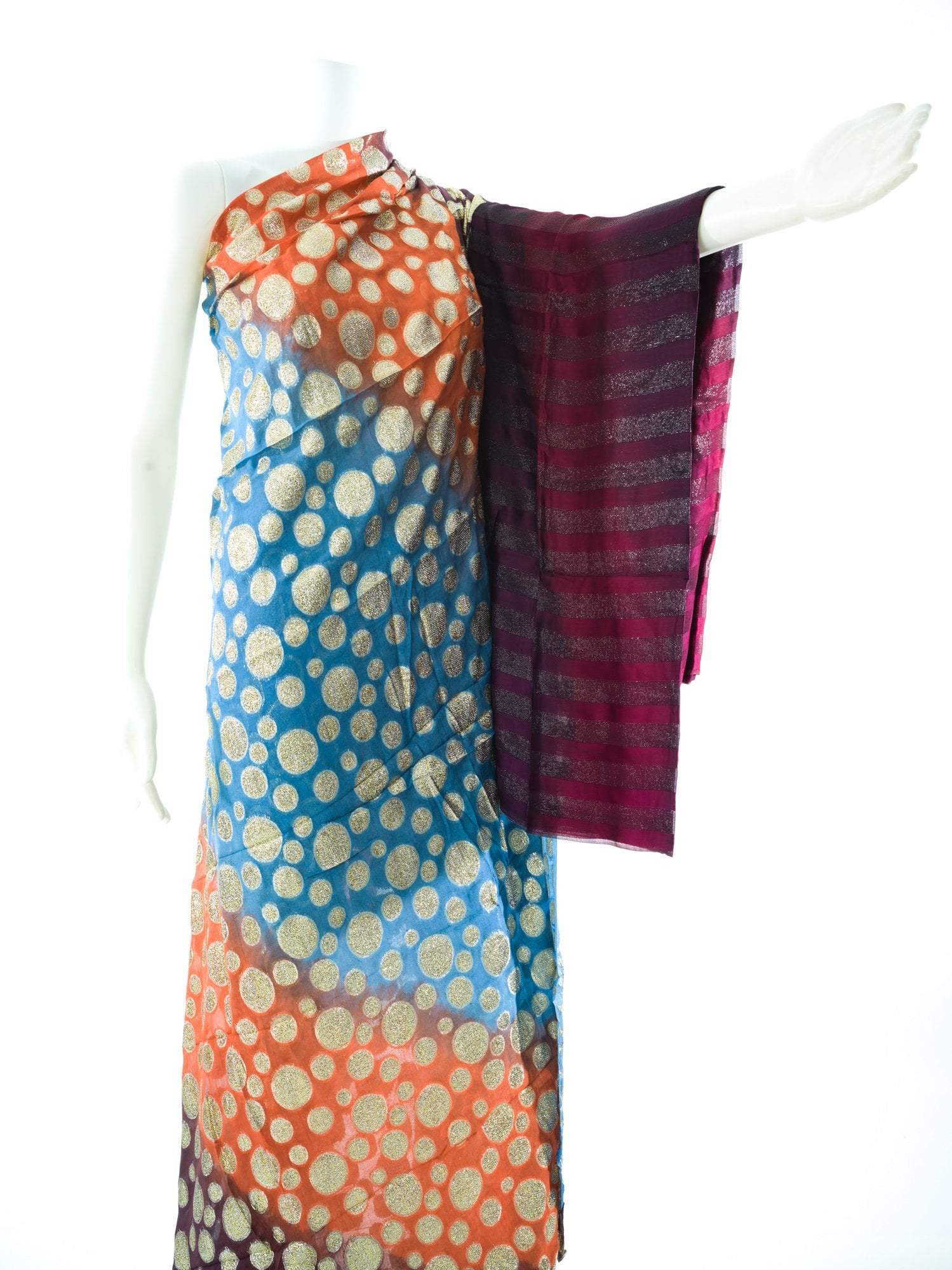 Golden dots fransawi inspired Dirac set Kabayare