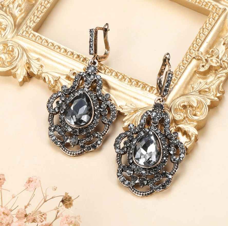 Layla  flower earrings Kabayare