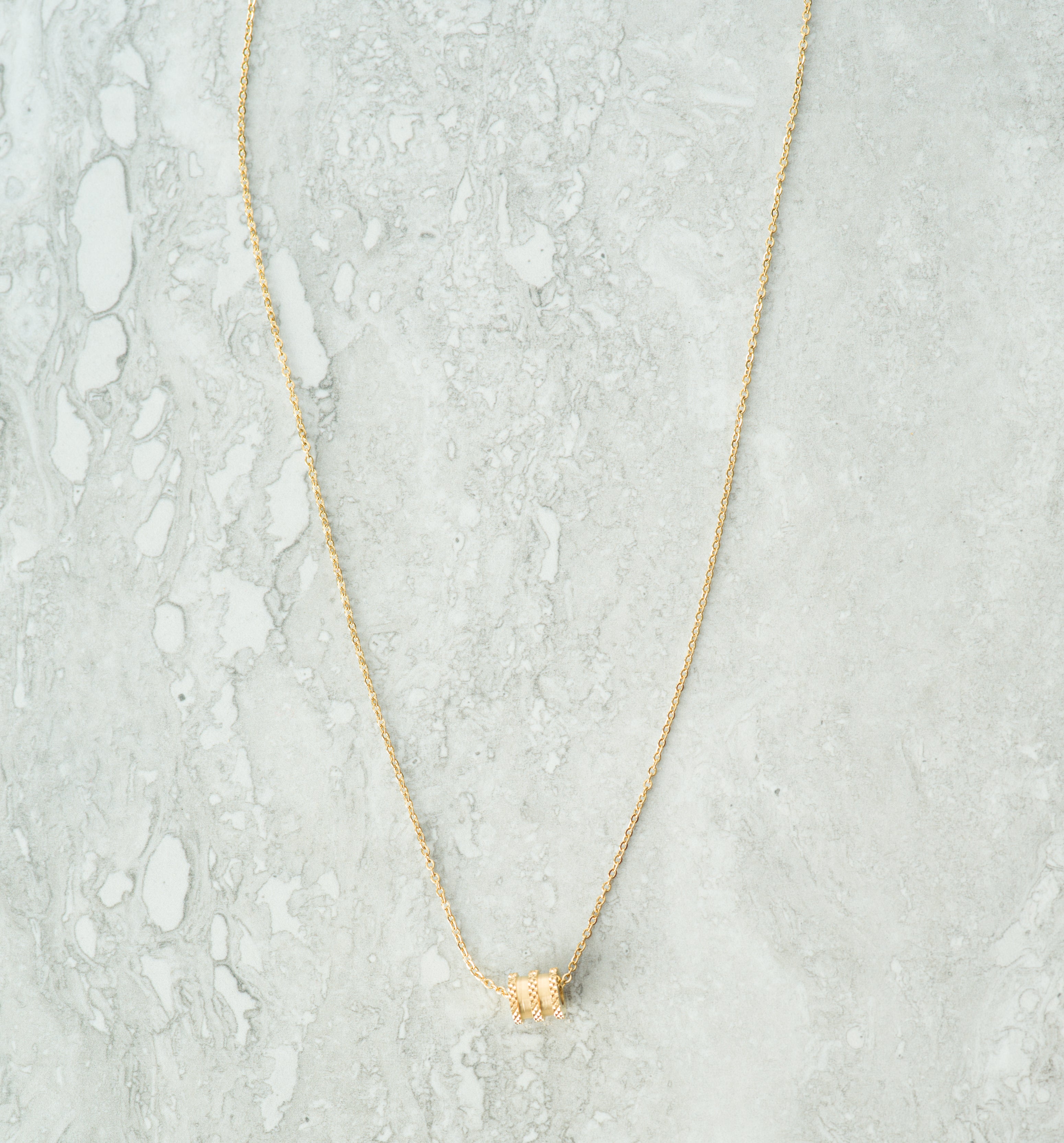 Little bangle of gold necklace Kabayare