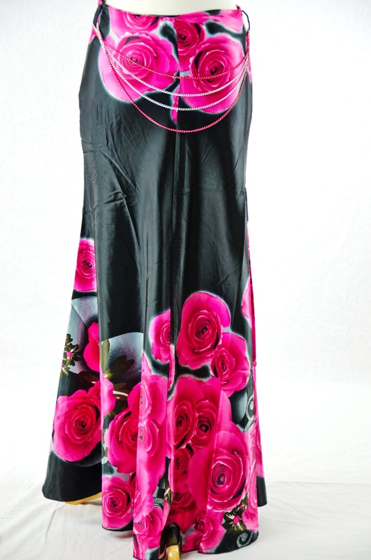 Pink Paint an Roses Skirt Kabayare