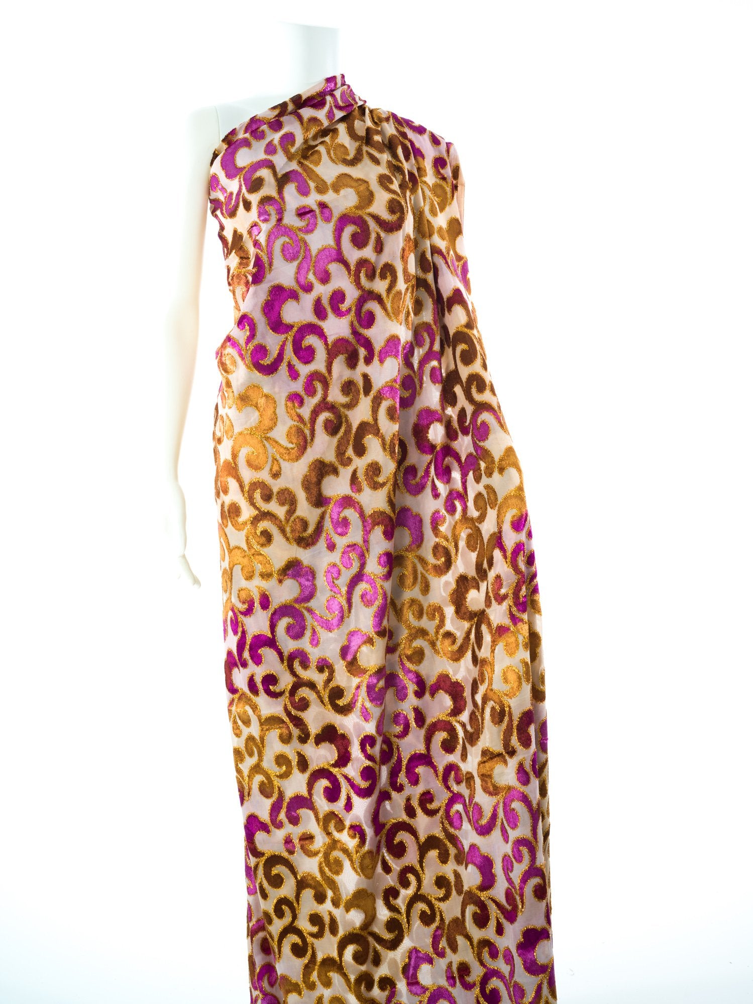 Pretty Dahabal Dirac set Kabayare