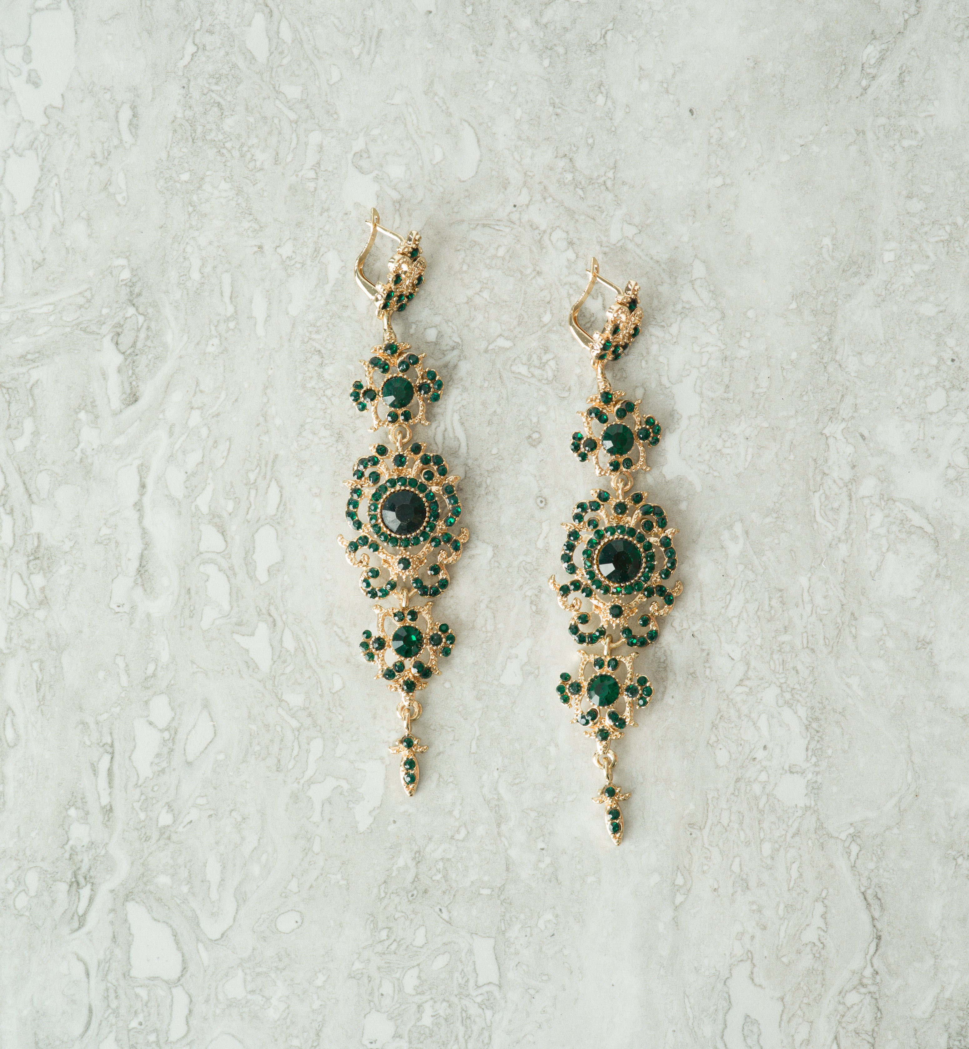 Queen Suroor earrings Kabayare