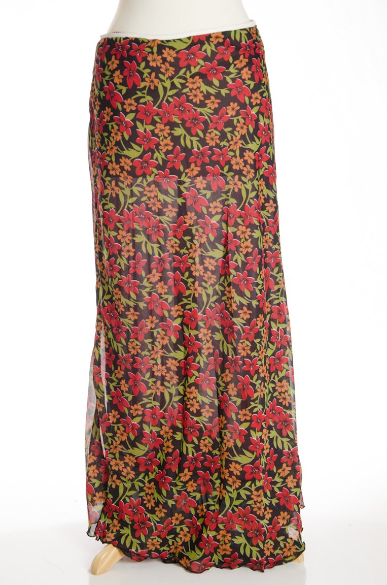Red flower Buds Skirt Kabayare