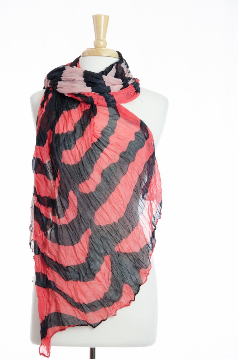 Red Paris Love Crinkle Scarf Kabayare