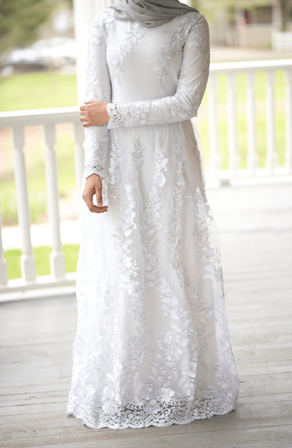 Snow-White Embroidered Princess Gown Kabayare