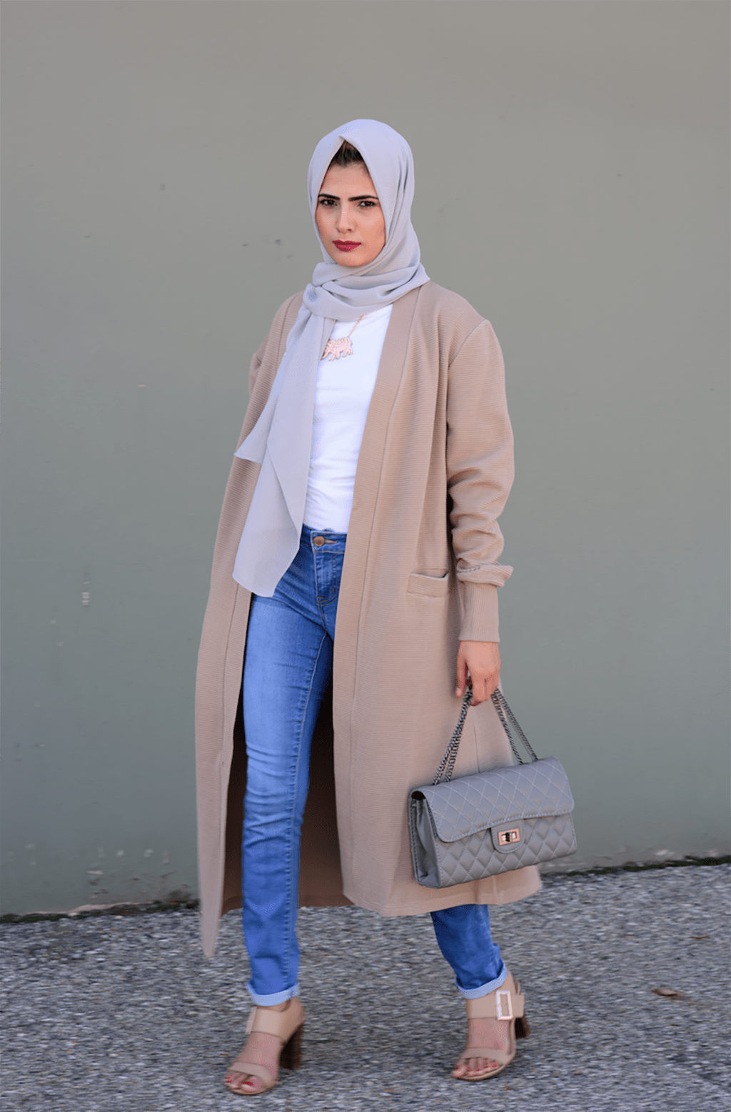 Tan cozy signature sweater Kabayare