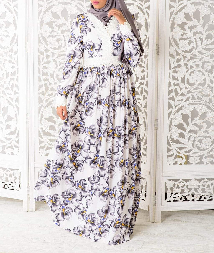 White Floral Print Lace-Up Maxi Dress Kabayare